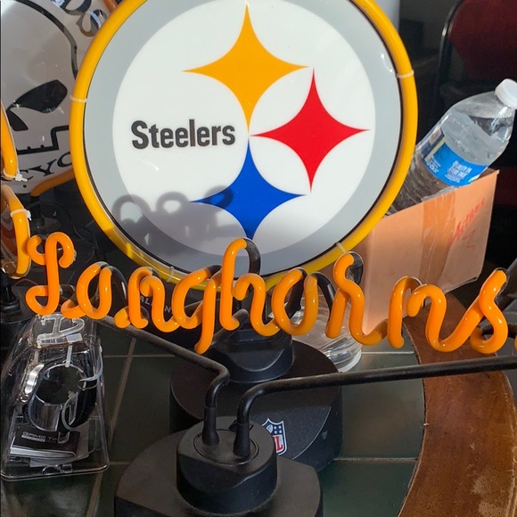 NFL stuff - Picture 4 of 6